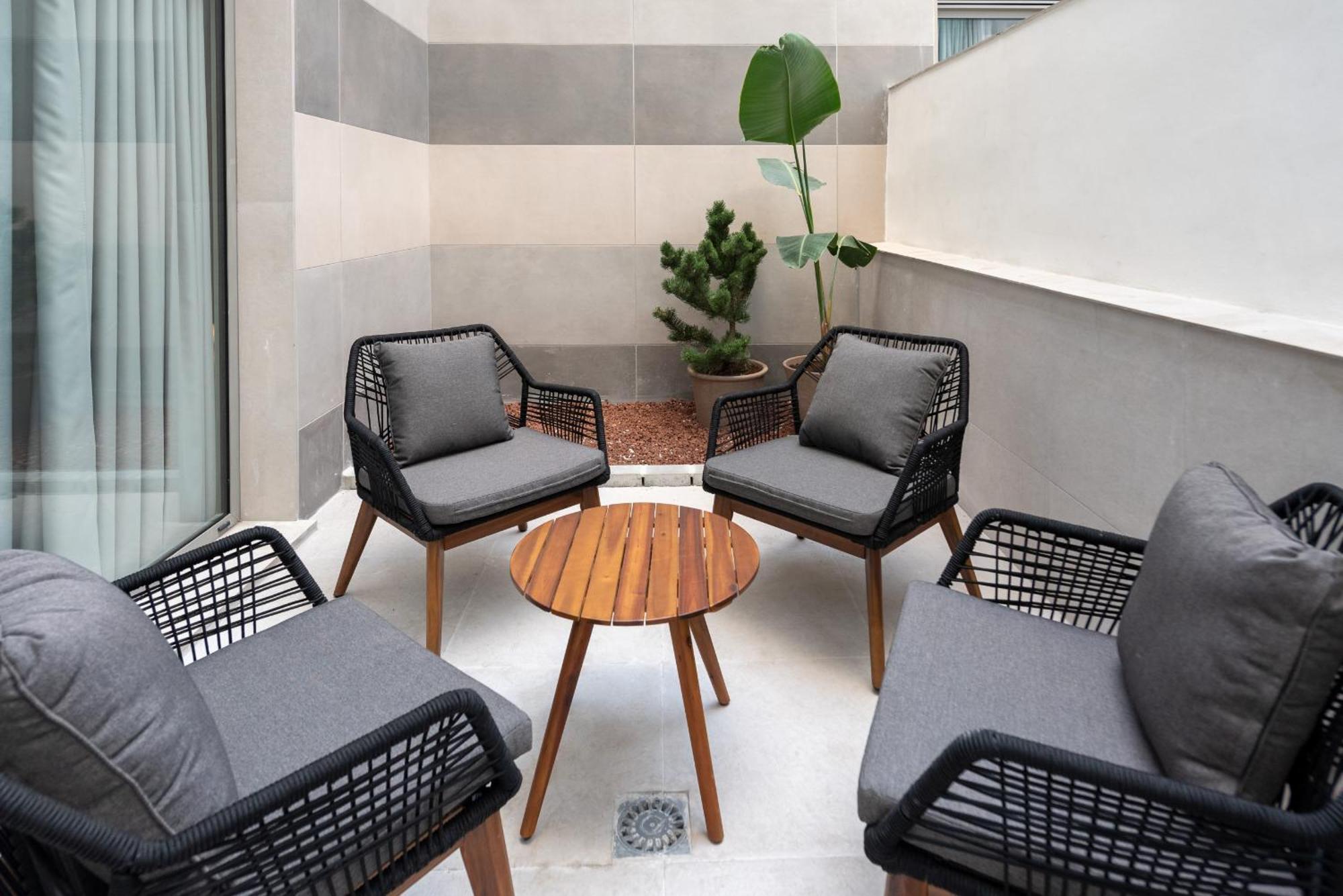 Dorm4You Arena Terraza 04 Valencia Buitenkant foto